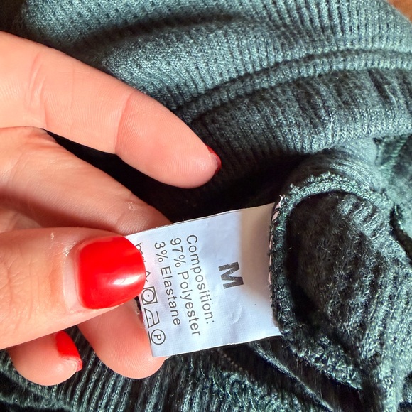 Green Ribbed Tank and Shorts Set - Picture 3 of 3